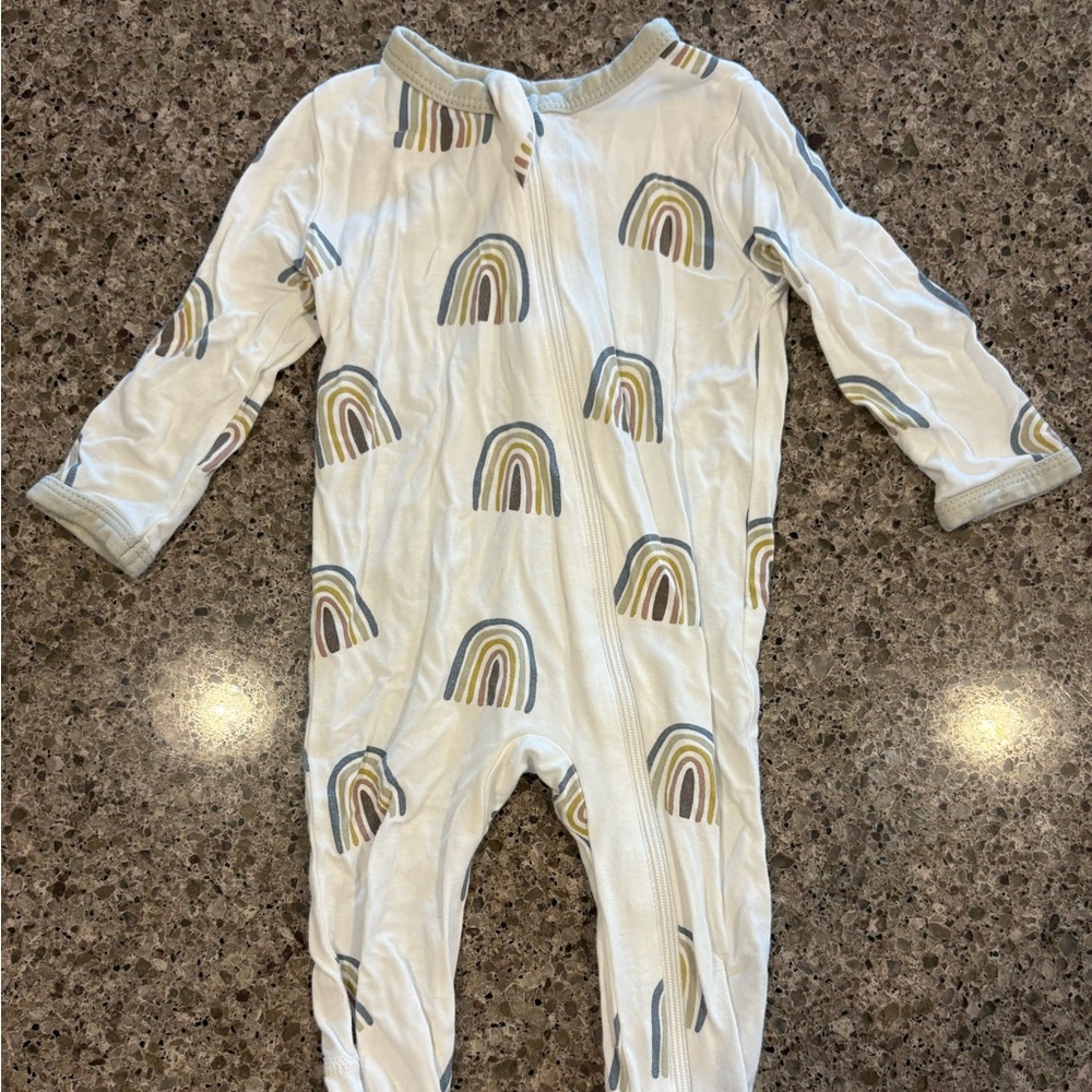 KYTE Baby footed sleeper